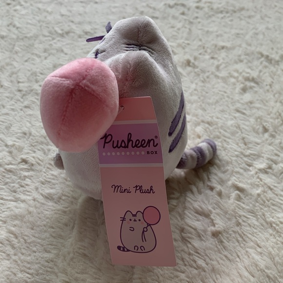 Pusheen Box Exclusive Mini Plush 15th Anniversary Pusheen Plush - Picture 3 of 6
